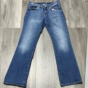 Lucky Brand woman’s mid rise bootcut flare jeans / stretch/ size 6